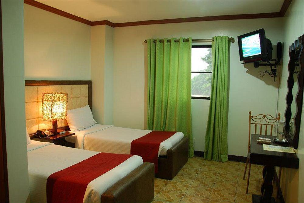 Ecoland Suites & Inn Davao City Dış mekan fotoğraf