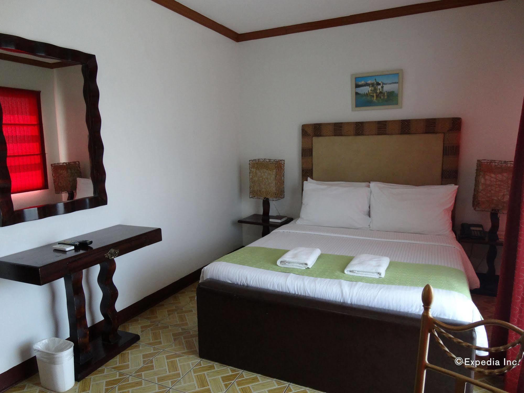 Ecoland Suites & Inn Davao City Dış mekan fotoğraf
