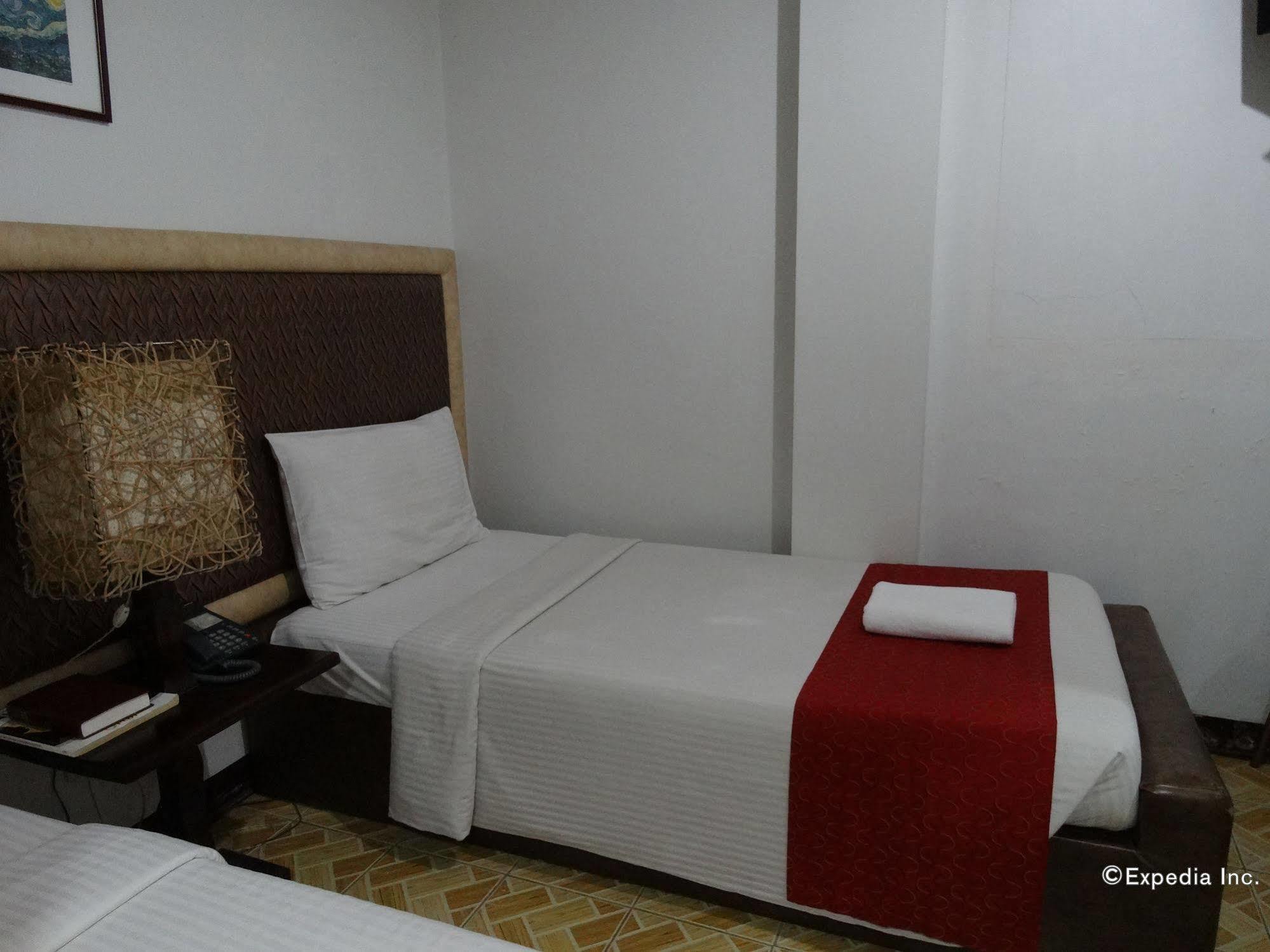 Ecoland Suites & Inn Davao City Dış mekan fotoğraf