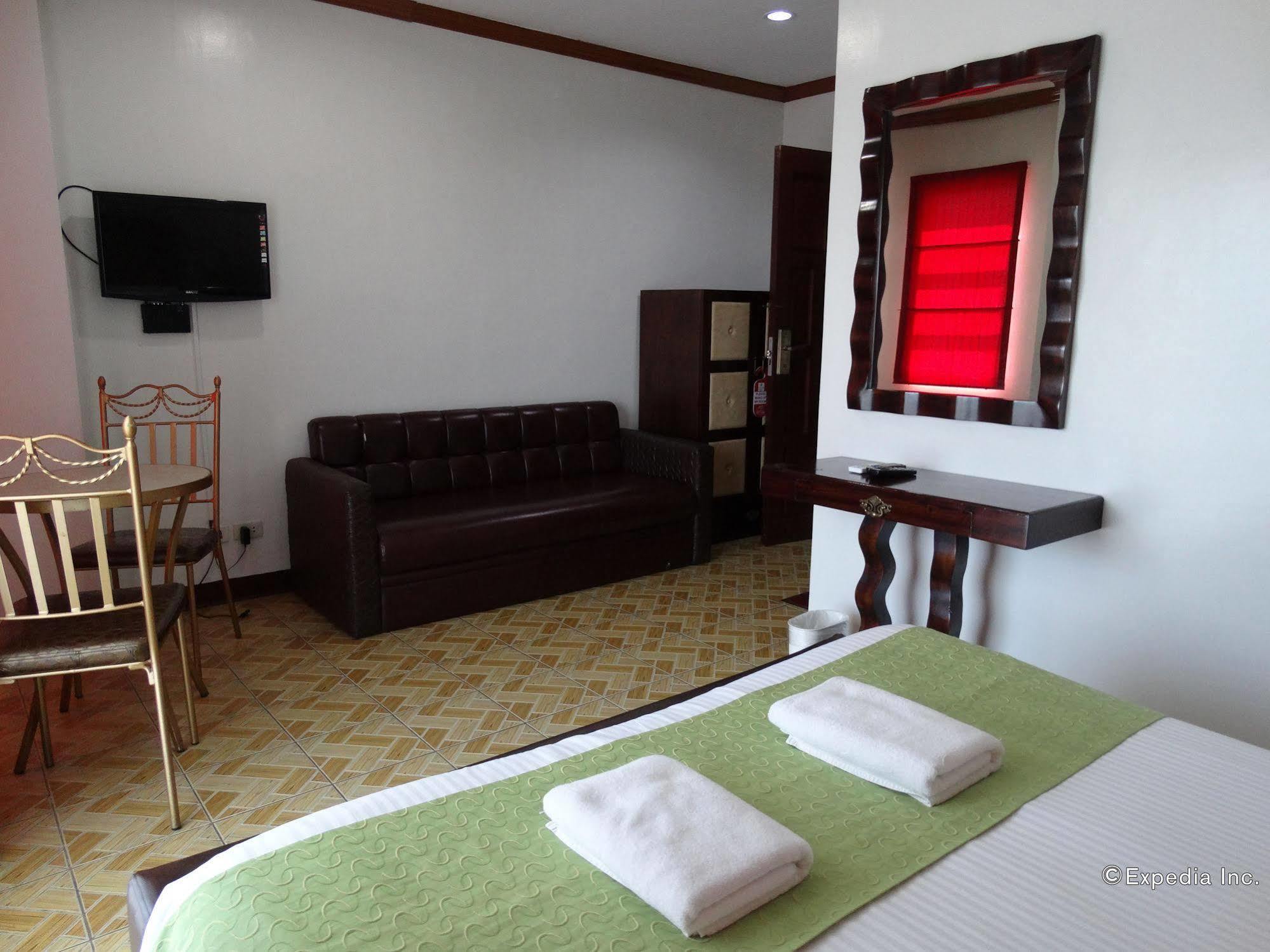 Ecoland Suites & Inn Davao City Dış mekan fotoğraf