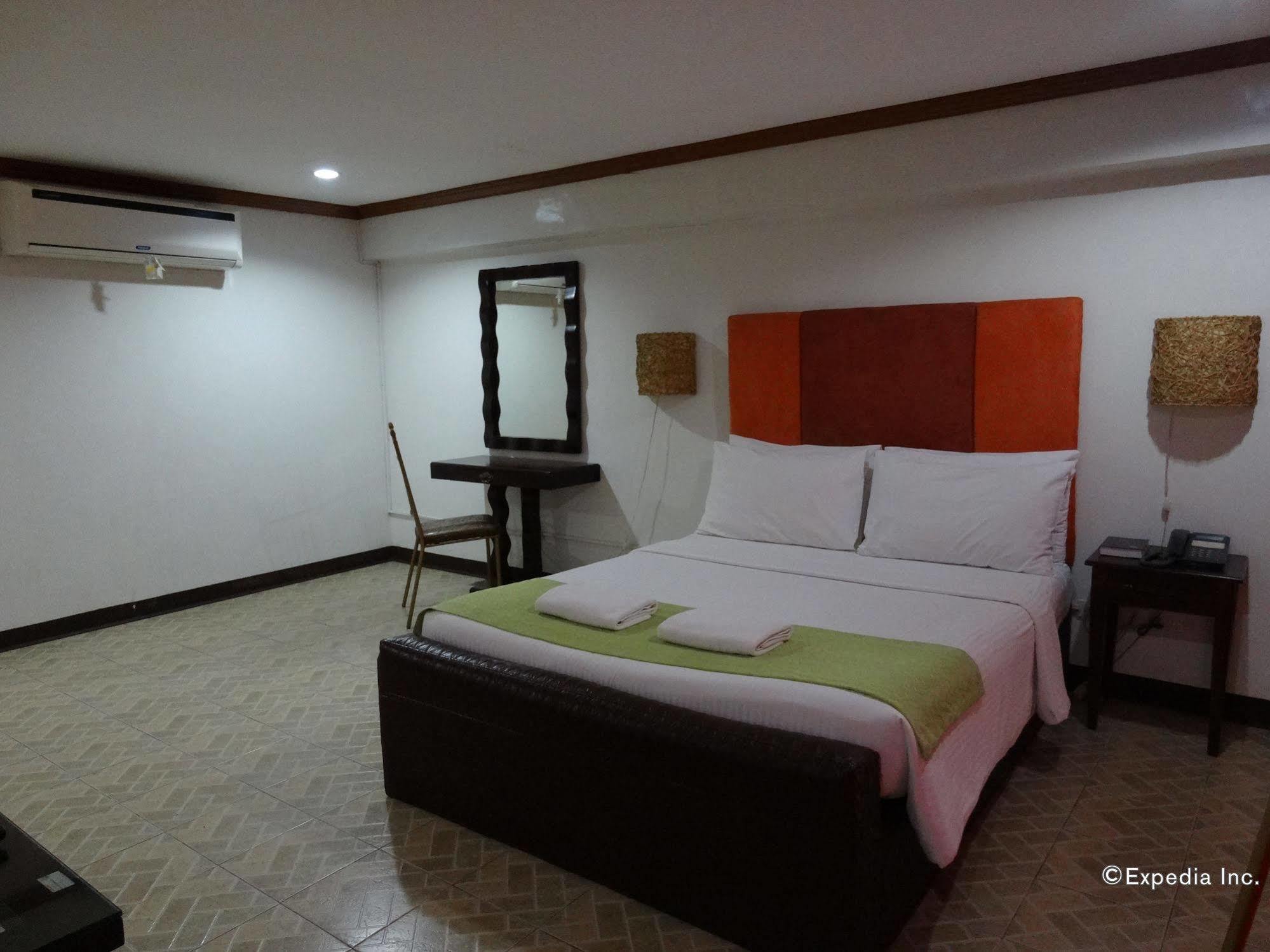 Ecoland Suites & Inn Davao City Dış mekan fotoğraf